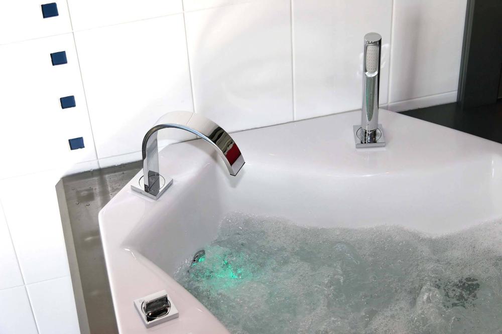 Poly design habitat élégance du bain