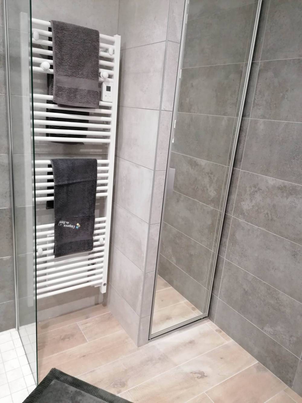 Poly design habitat élégance du bain